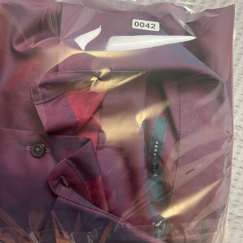 Perry Ellis Mens Burgundy Long Sleeve Button Down Shirt Non Iron Dress - Picture 10 of 10